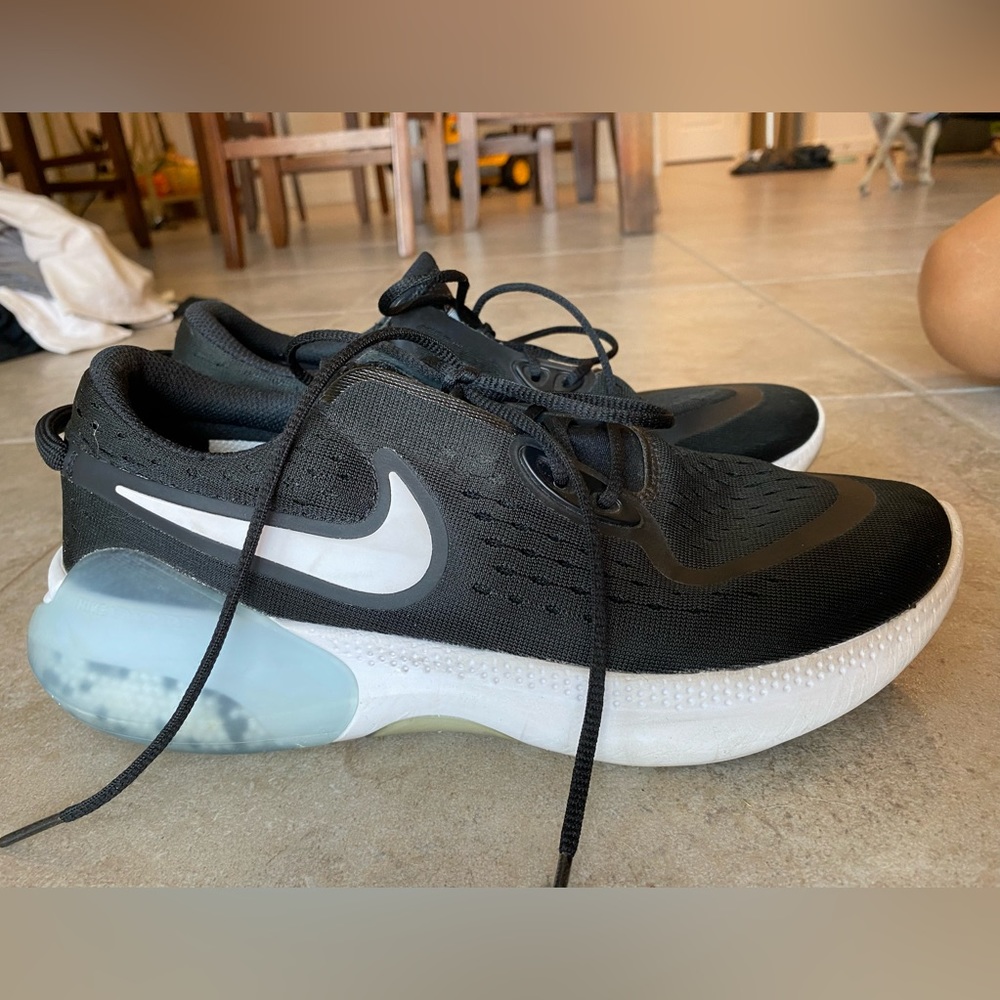Women’s Nike joyride shoes